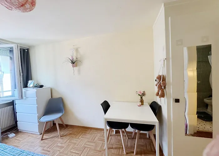 Cozy In The Heart Of * 로잔